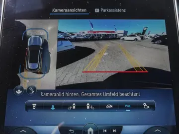 MERCEDES-BENZ GLC 220 d 4M AMG Distronic DigitalLight 360