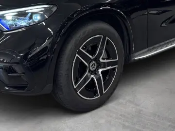 MERCEDES-BENZ GLC 300 d 4M AMG Pano HUD Burmester Di&hellip;