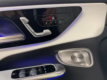 MERCEDES-BENZ GLC 300 d 4M AMG Pano HUD Burmester Di&hellip;