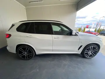 BMW X5 3.0 xDrive30d AT M Pachet