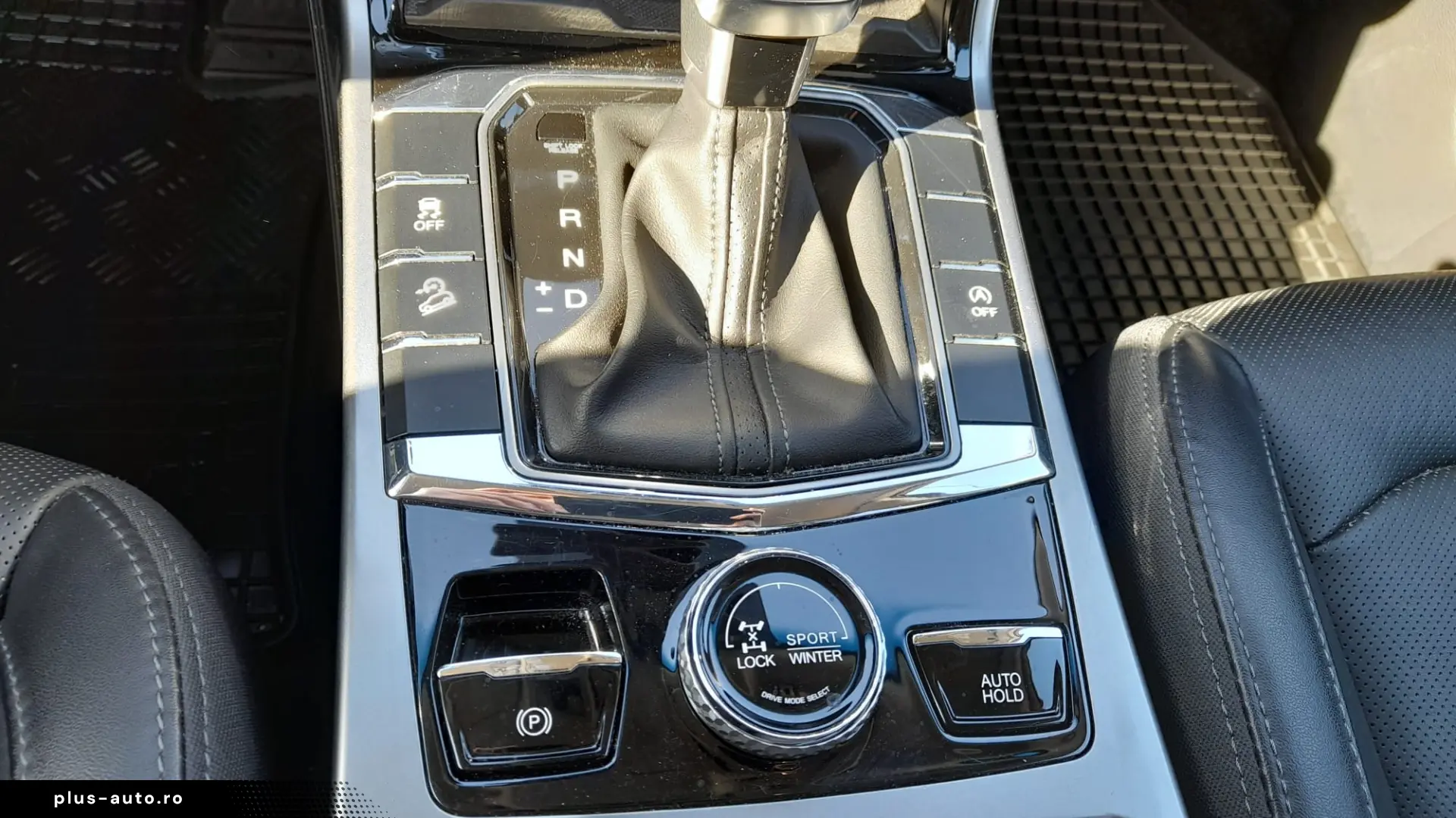 Ssangyong Korando Premium Plus 1.5GDI AT6 AWD