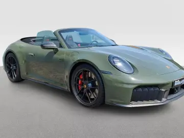 Porsche 992 .2 911 Carrera 4 GTS