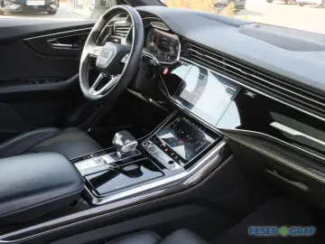 AUDI Q8 50 TDI qu. 2x S line competition AHK Pano 22