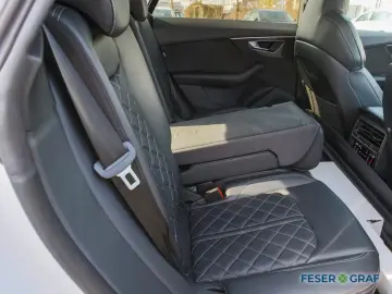 AUDI Q8 50 TDI qu. 2x S line competition AHK Pano 22