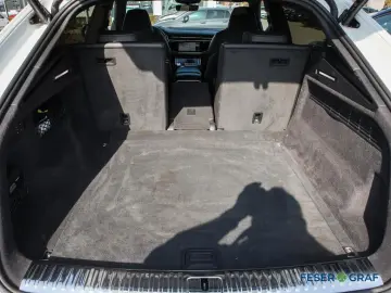 AUDI Q8 50 TDI qu. 2x S line competition AHK Pano 22