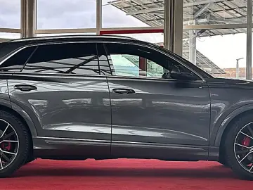 AUDI Q8 50 TDI quattro S-Line Allradlenk AHK 360  STA