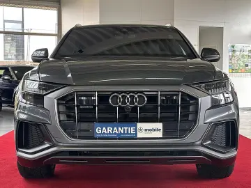 AUDI Q8 50 TDI quattro S-Line Allradlenk AHK 360  STA