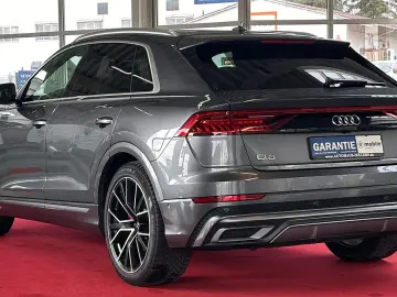 AUDI Q8 50 TDI quattro S-Line Allradlenk AHK 360  STA