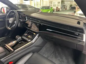 AUDI Q8 50 TDI quattro S-Line Allradlenk AHK 360  STA