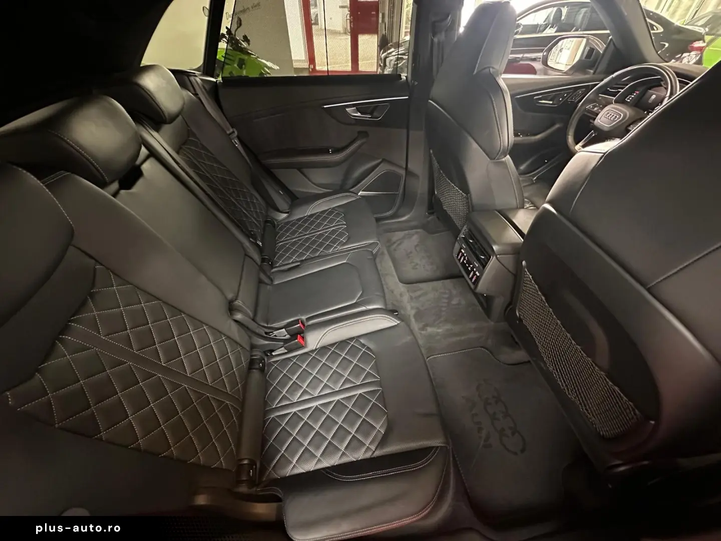 AUDI Q8 50 TDI quattro S-Line Allradlenk AHK 360  STA