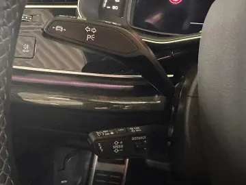 AUDI Q8 50 TDI quattro S-Line Allradlenk AHK 360  STA