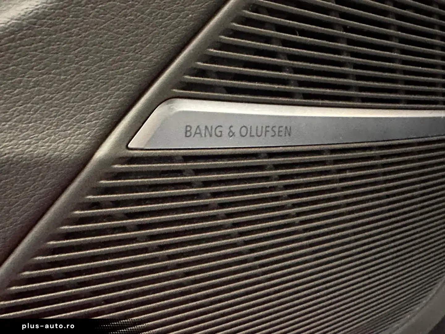 AUDI Q8 50 TDI quattro S-Line Allradlenk AHK 360  STA