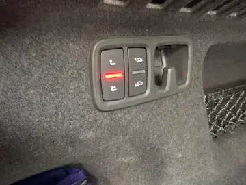 AUDI Q8 50 TDI quattro S-Line Allradlenk AHK 360  STA