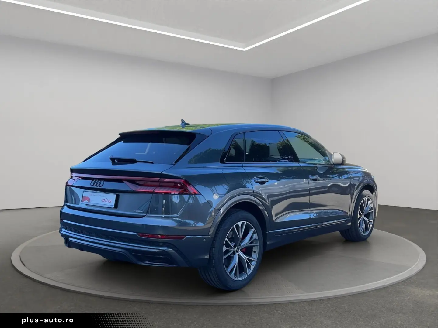 AUDI Q8 50 TDI qu. s-line STANDHZG. AHK ACC MATRXI LE