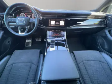 AUDI Q8 50 TDI qu. s-line STANDHZG. AHK ACC MATRXI LE