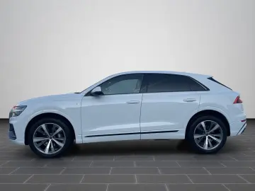 AUDI Q8 50 TDI quattro S LINE HD-MAT PANO B&O