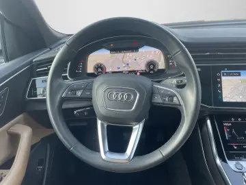 AUDI Q8 50 TDI quattro S LINE HD-MAT PANO B&O