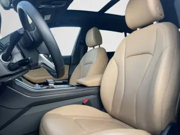 AUDI Q8 50 TDI quattro S LINE HD-MAT PANO B&O