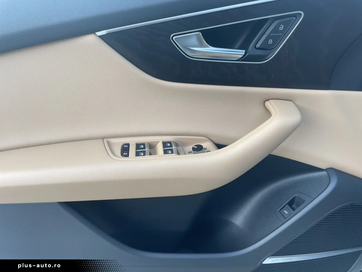 AUDI Q8 50 TDI quattro S LINE HD-MAT PANO B&O