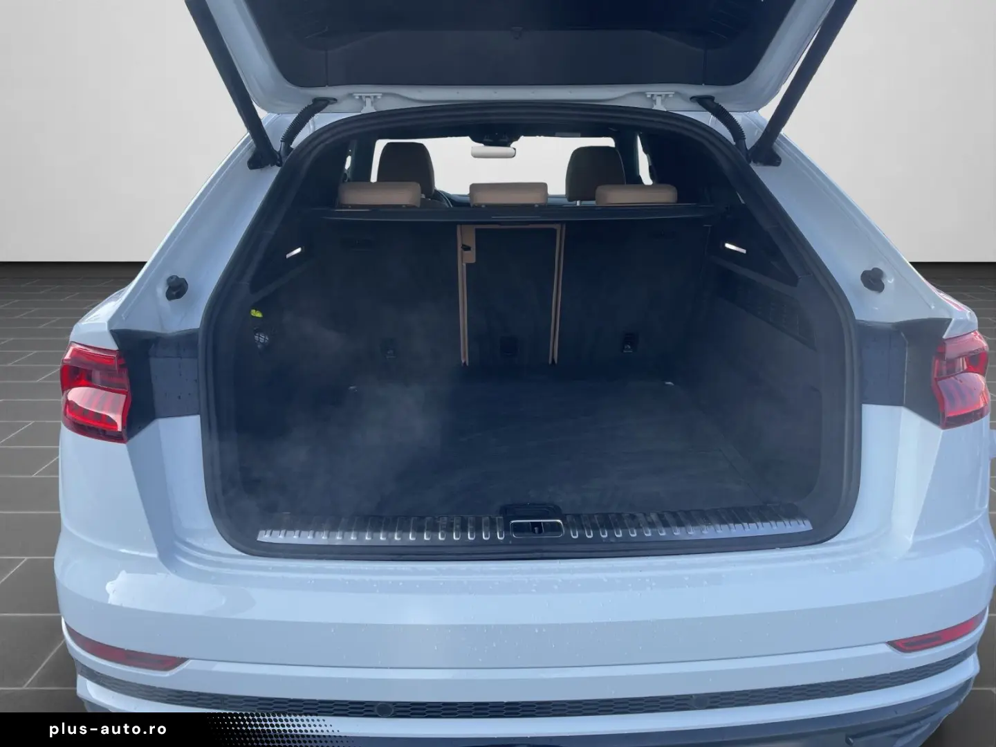 AUDI Q8 50 TDI quattro S LINE HD-MAT PANO B&O