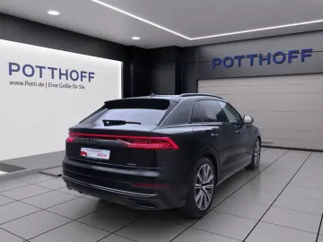 AUDI Q8 50 TDI Q S LINE PANO AHK B&O HuD KAMERA