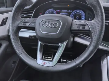AUDI Q8 50 TDI Q S LINE PANO AHK B&O HuD KAMERA