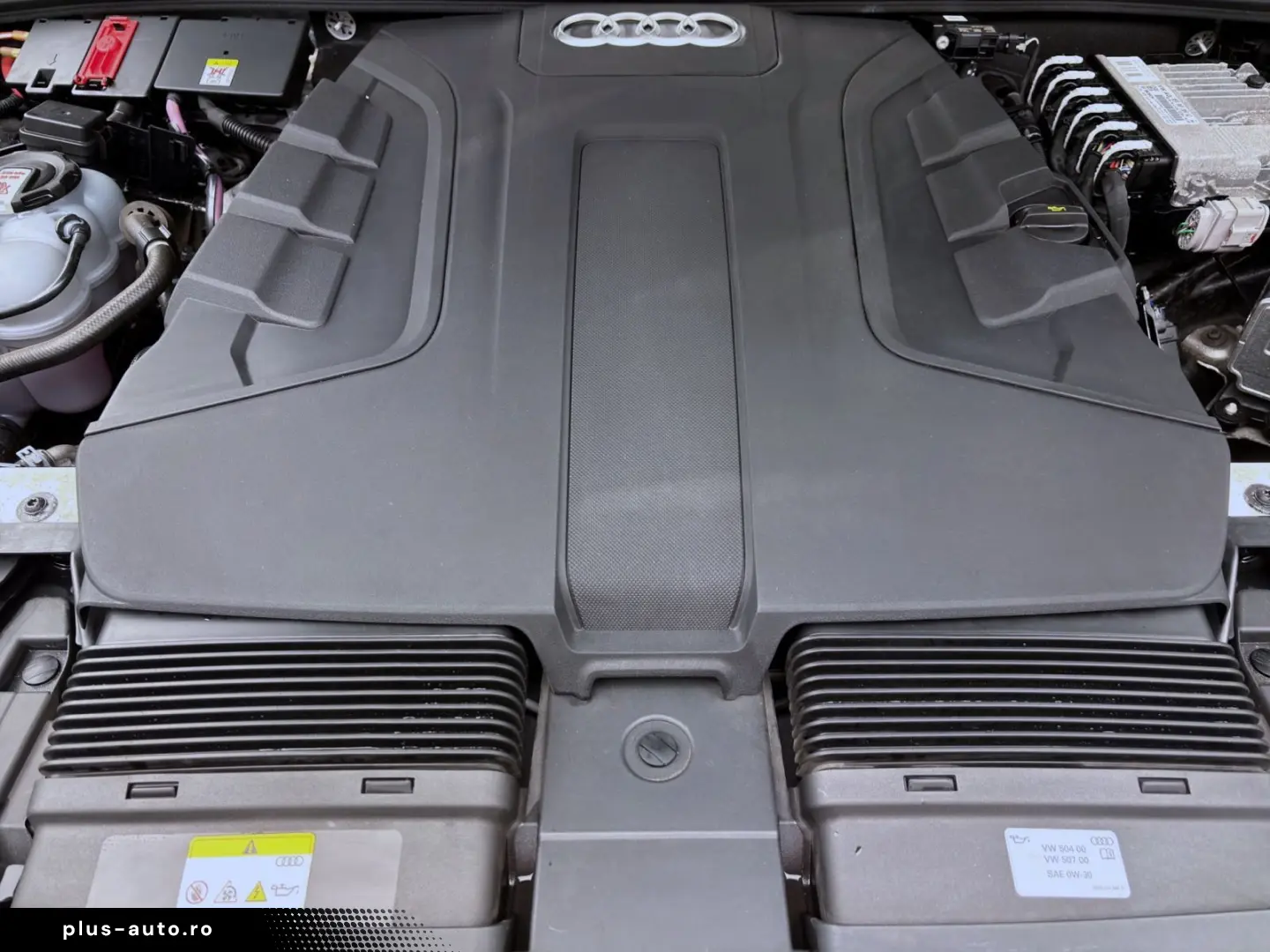 AUDI Q8 50 TDI Q S LINE PANO AHK B&O HuD KAMERA