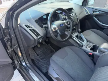 Ford Focus 2012 1.6