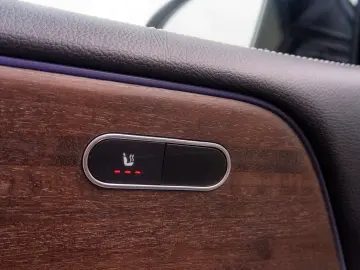 Mercedes-Benz GLB 200d 4MATIC