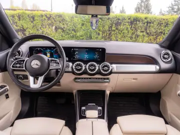 Mercedes-Benz GLB 200d 4MATIC