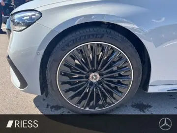 MERCEDES-BENZ E 400 e 4M AMG Sport Night Distr HUD 360