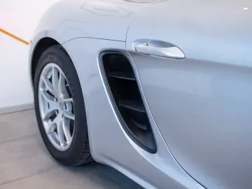 Porsche 718 Cayman (982) 2.0 PDK