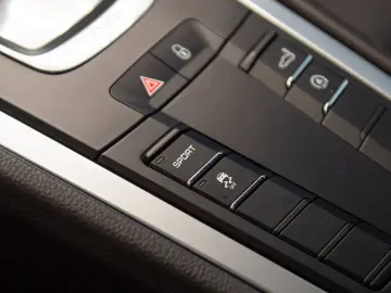 Porsche 718 Cayman (982) 2.0 PDK