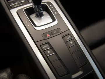 Porsche 718 Cayman (982) 2.0 PDK