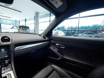 Porsche 718 Cayman (982) 2.0 PDK