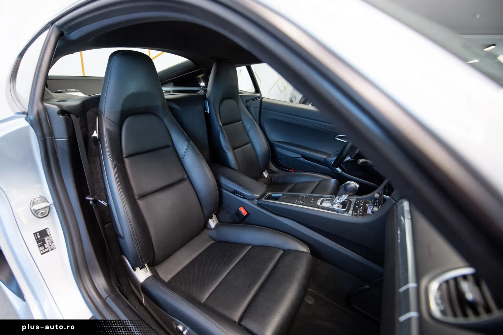 Porsche 718 Cayman (982) 2.0 PDK