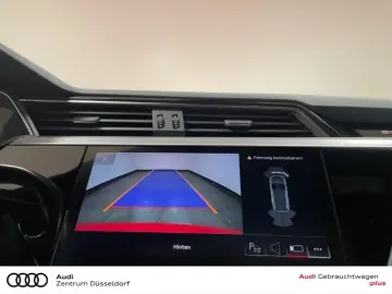 AUDI e-tron 55 quattro advanced PANO MMI AHK HUD 20