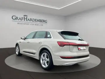 AUDI e-tron 55 quattro Advanced ACC LED MMI Navi