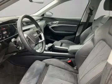 AUDI e-tron 55 quattro Advanced ACC LED MMI Navi