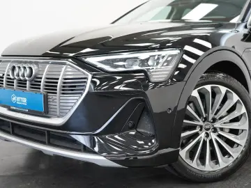 AUDI E-tron 55 Quattro S-Line PANO LEDER  97%-SOH