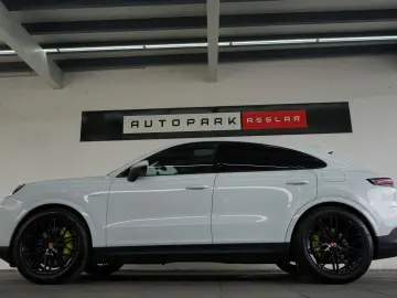 PORSCHE Cayenne Coupe E-Hybrid P-Display AHK SpAbgas HUD