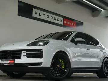 PORSCHE Cayenne Coupe E-Hybrid P-Display AHK SpAbgas HUD
