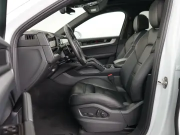 PORSCHE Cayenne Coupe E-Hybrid P-Display AHK SpAbgas HUD