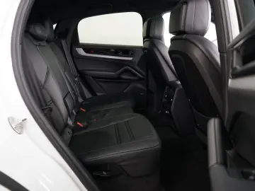 PORSCHE Cayenne Coupe E-Hybrid P-Display AHK SpAbgas HUD