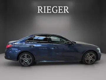 MERCEDES-BENZ C 300 e AMG