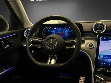 MERCEDES-BENZ C 300 e AMG