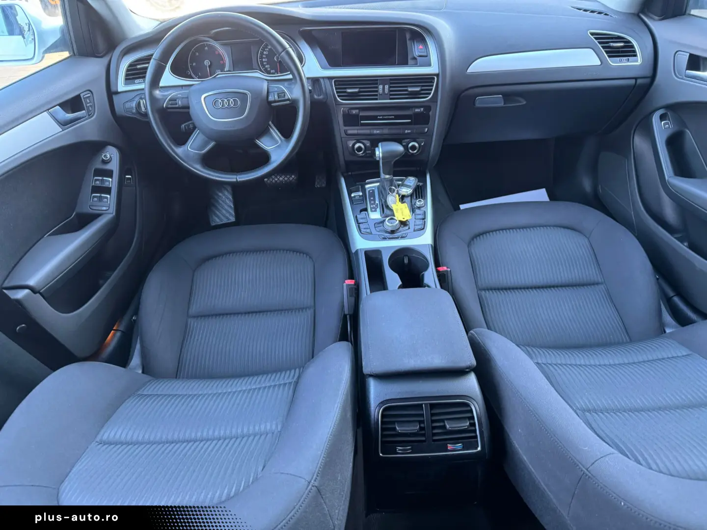 Audi A4 2015 10 2.0