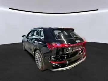 AUDI e-tron 55 quattro S line AHK MATRIX ACC STANDKLI