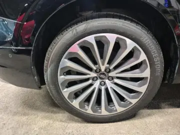 AUDI e-tron 55 quattro S line AHK MATRIX ACC STANDKLI