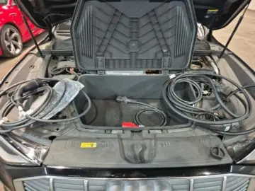 AUDI e-tron 55 quattro S line AHK MATRIX ACC STANDKLI